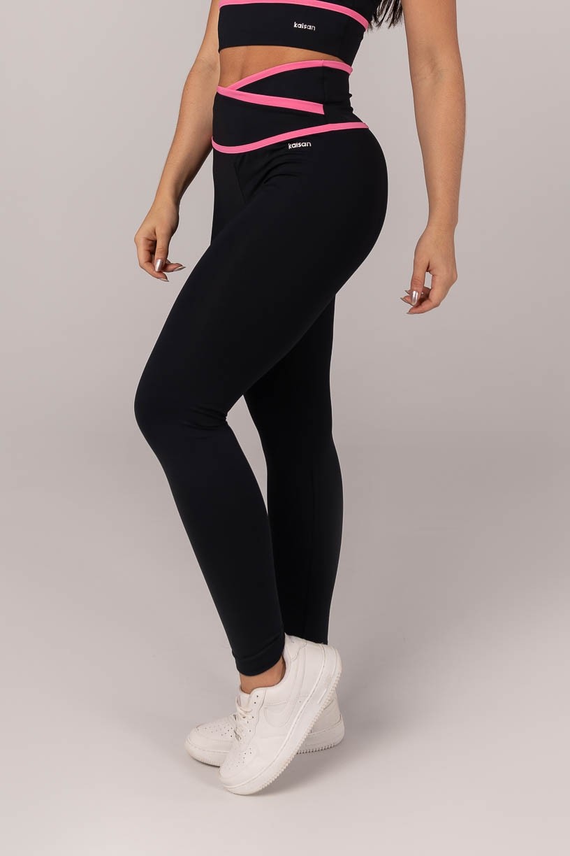 K4296-A_Calca_Legging_com_Cos_Transpassado_e_Chapado_Preto__Rosa_Chiclete__Ref:_K4296-A