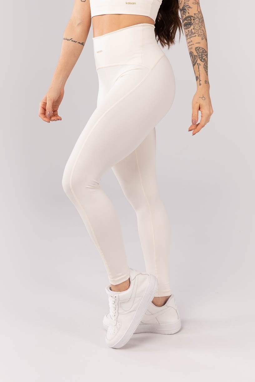 K4032-B_Calca_Legging_com_Cos_Diferenciado_Off_White__Ref:_K4032-B