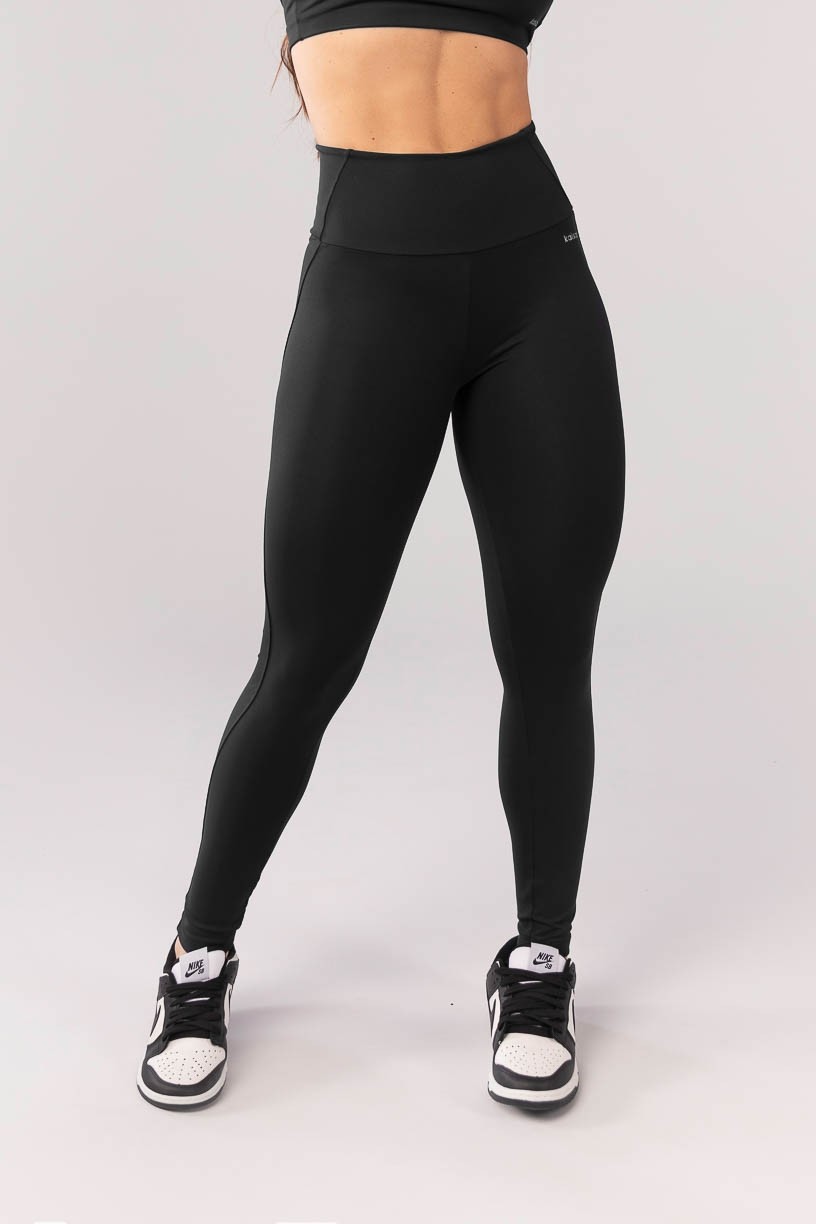 K4081-A_Calca_Legging_com_Cos_em_V_e_Recortes_Preto__Ref:_K4081-A