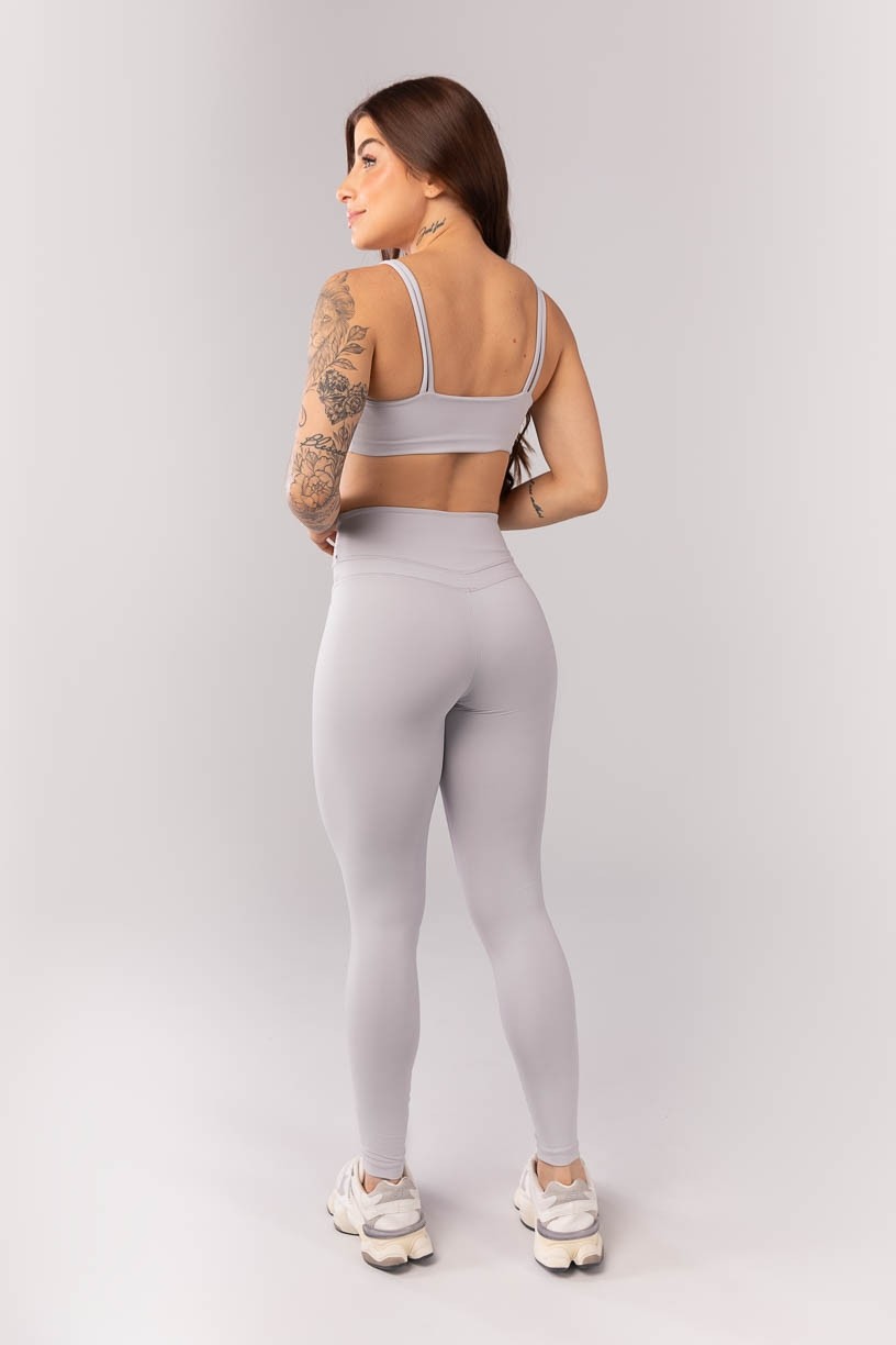 K4075-A_Calca_Legging_com_Cobertura_no_Cos_Cinza_Claro__Ref:_K4075-A