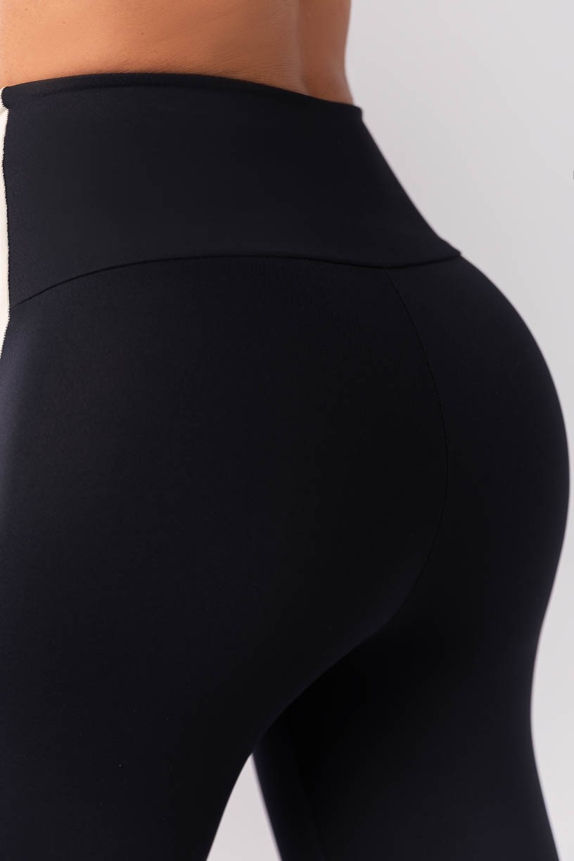 K4187-A_Calca_Legging_com_Faixa_e_Vivo_Preto__Bege__Ref:_K4187-A