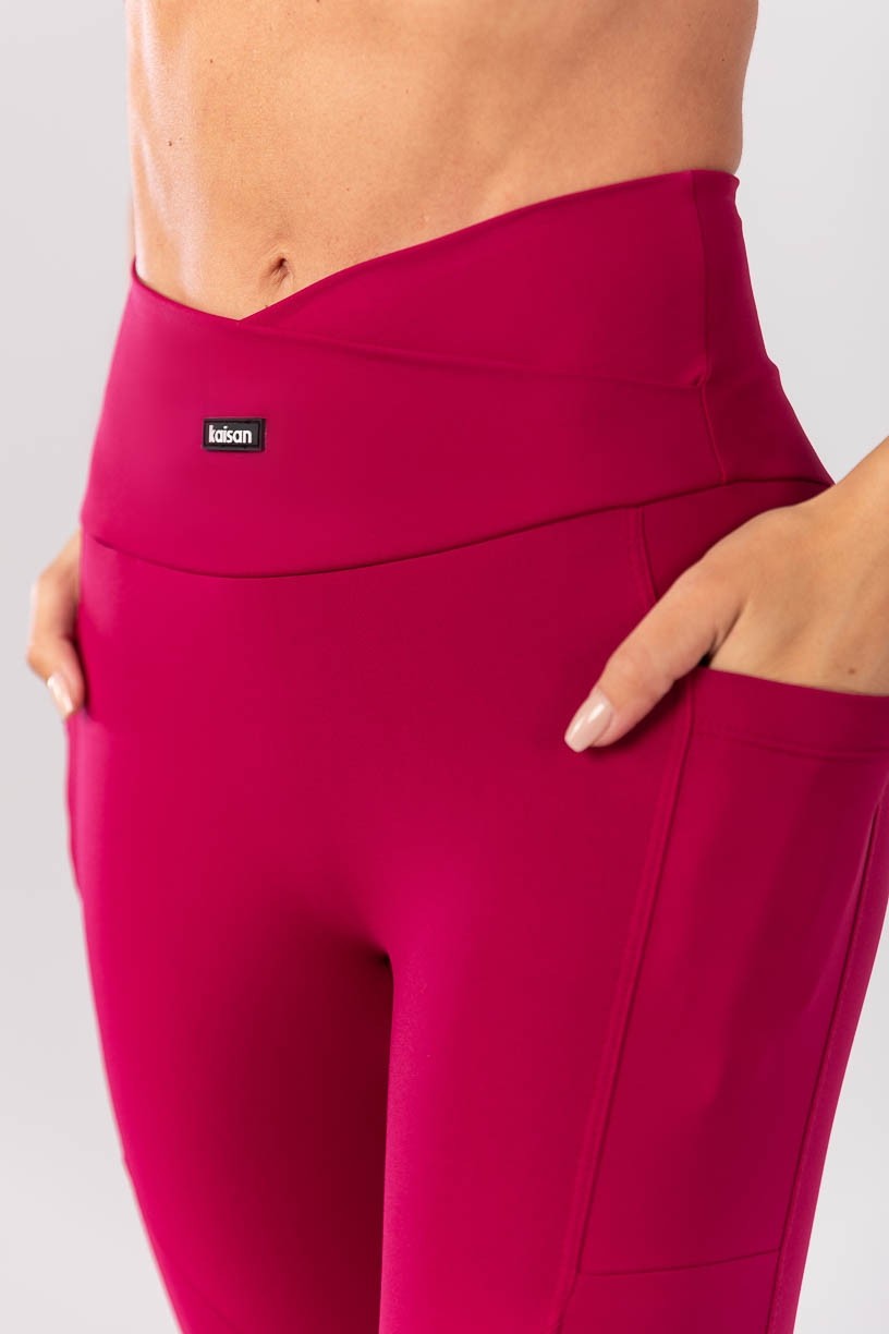 K4170-B_Calca_Legging_sem_Gancho_com_Cos_Transpassado_Acai__Ref:_K4170-B