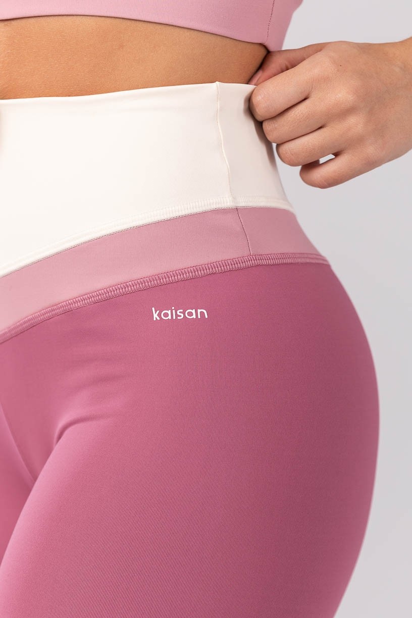 K4108-B_Calca_Legging_Tricolor_com_Cos_Arredondado_Rose__Off-White__Rosa_Claro__Ref:_K4108-B