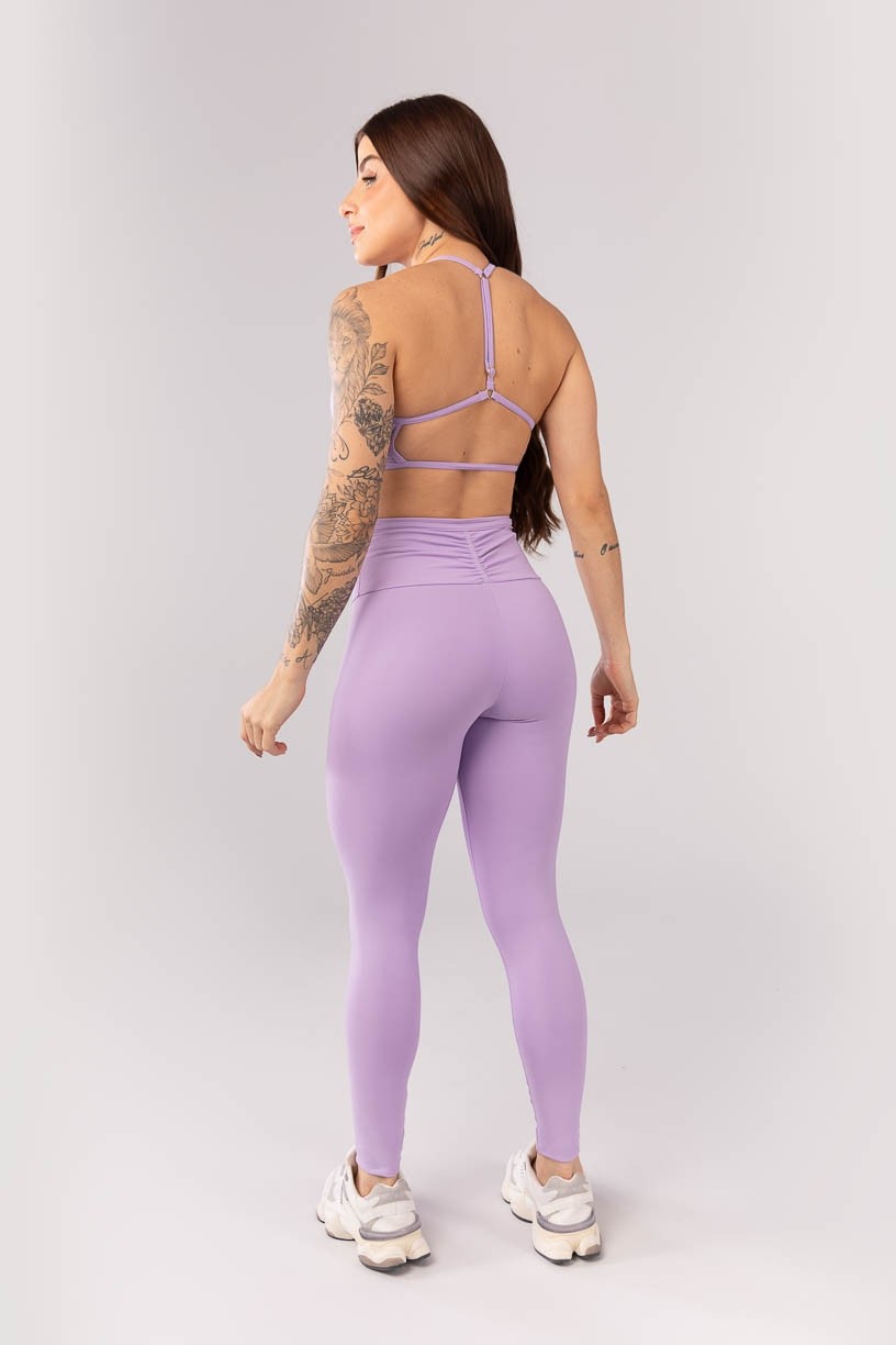 K4095-B_Calca_Legging_com_Bolso_Franzido_no_Cos_Lilas__Ref_K4095-B