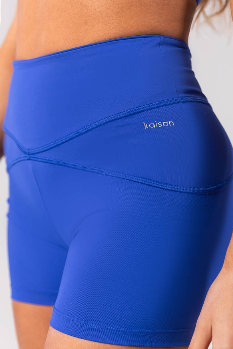 K4136-B_Short_com_Recortes_no_Quadril_Azul__Ref:_K4136-B