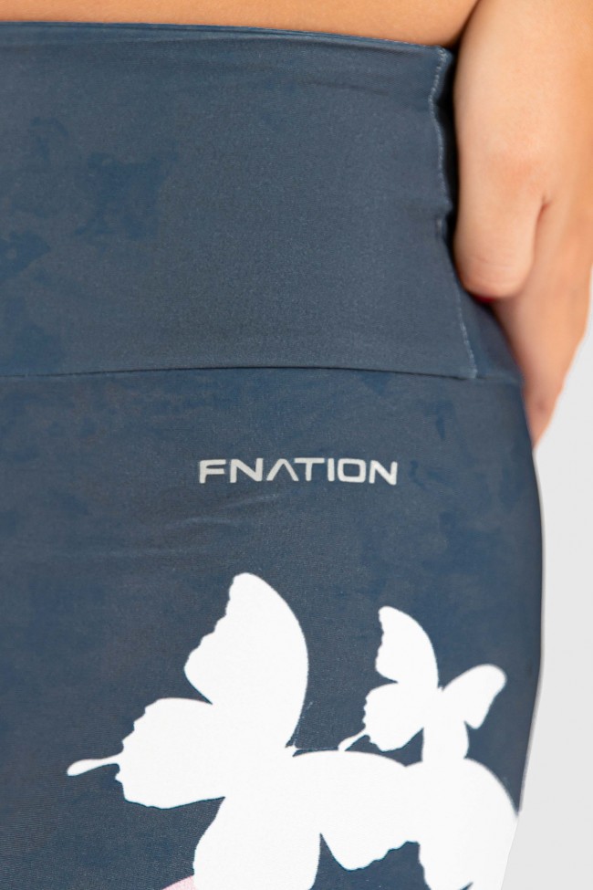 Comprar Calça Legging Preta com Elástico Preto e Logo nas Laterais -  Fashion Wings